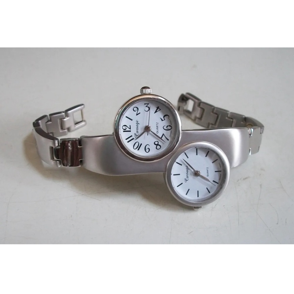 Brush Silver finish metal band dual time 2 time zone fashion women's watch